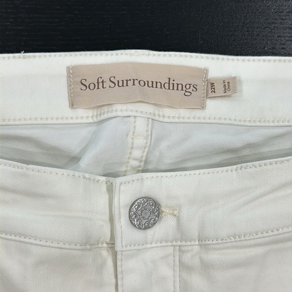Soft Surroundings Ultimate Denim Straight Leg Jeans in Pearl Ivory Color - 22W - Picture 8 of 10
